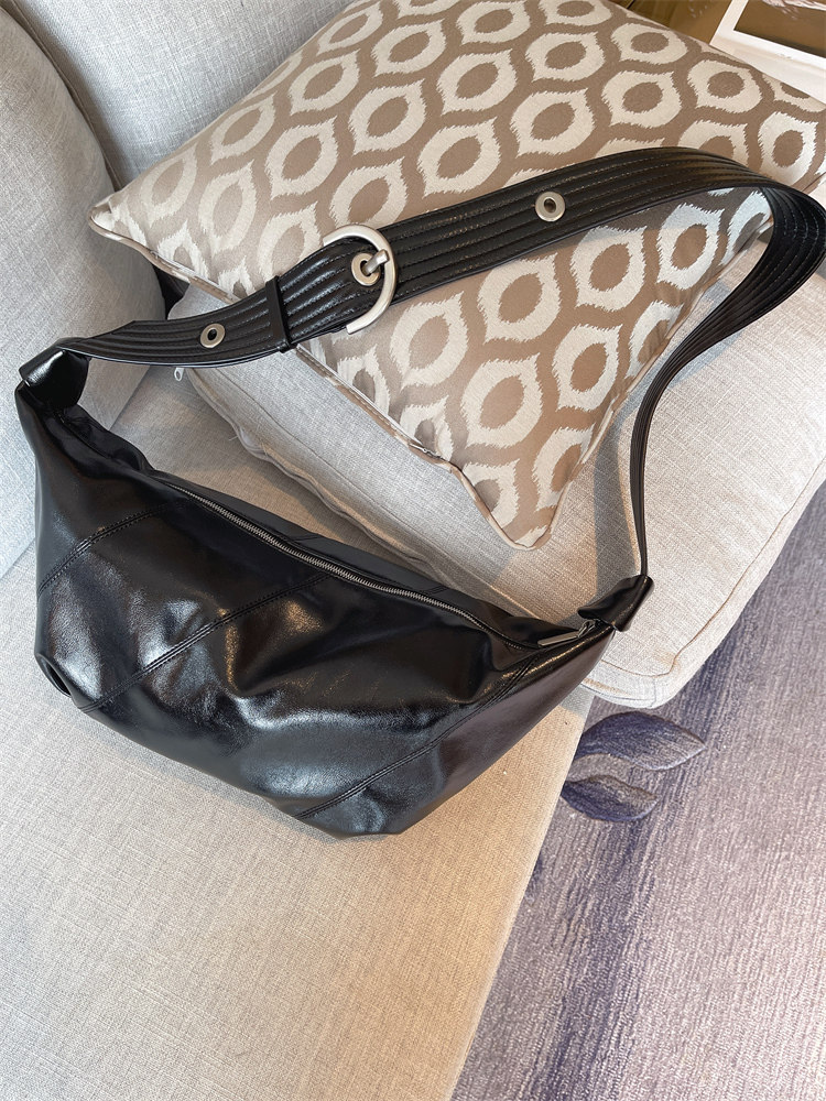 Waxed Leather Dumpling Tote | Vintage Large Shoulder Bag